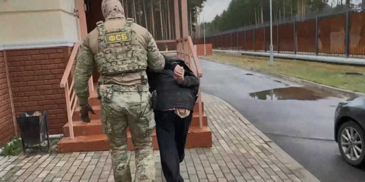 В Вологодской и Рязанской областях задержаны граждане России, подозреваемые в государственной измене В Вологодской и Рязанской областях задержаны граждане России, подозреваемые в государственной измене